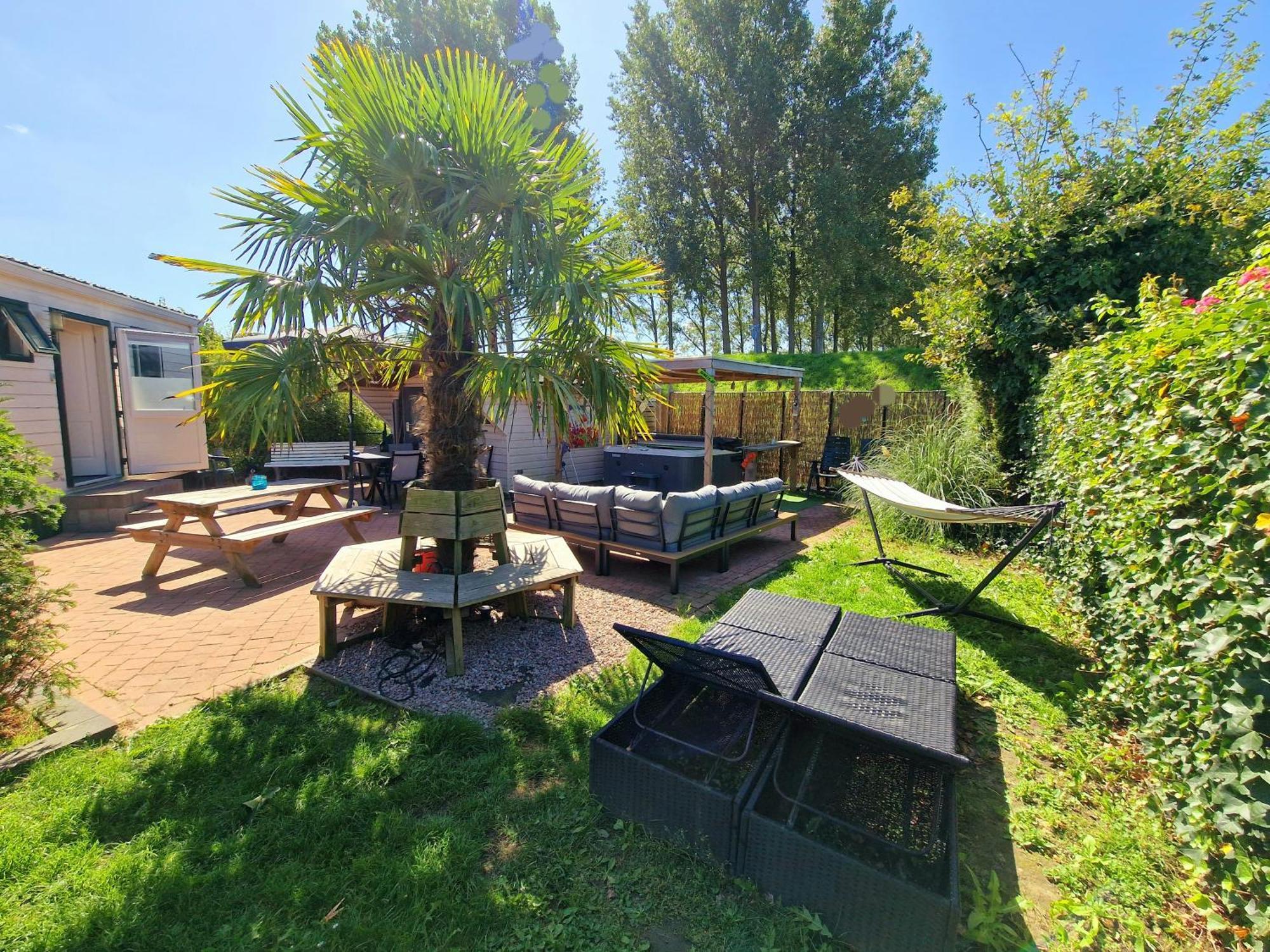 De Corner Van Zeeland Met Jacuzzi Sint Annaland Exterior foto