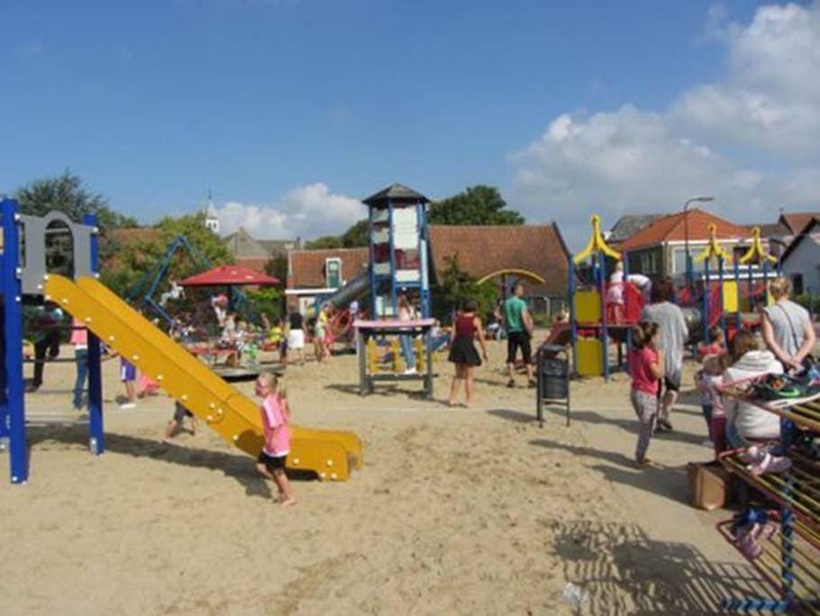 De Corner Van Zeeland Met Jacuzzi Sint Annaland Exterior foto